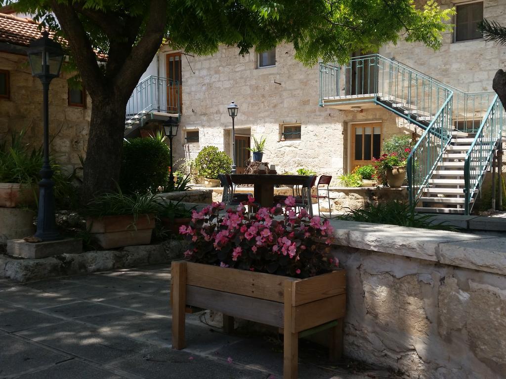 Maison d'hôtes Neve Hagar à Bethlehem of Galilee Extérieur photo
